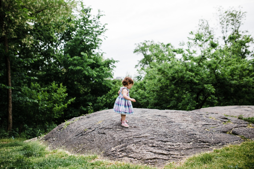 julia kinnunen photography, seattle, new york city, central park, picnic, family photos, new parents, 