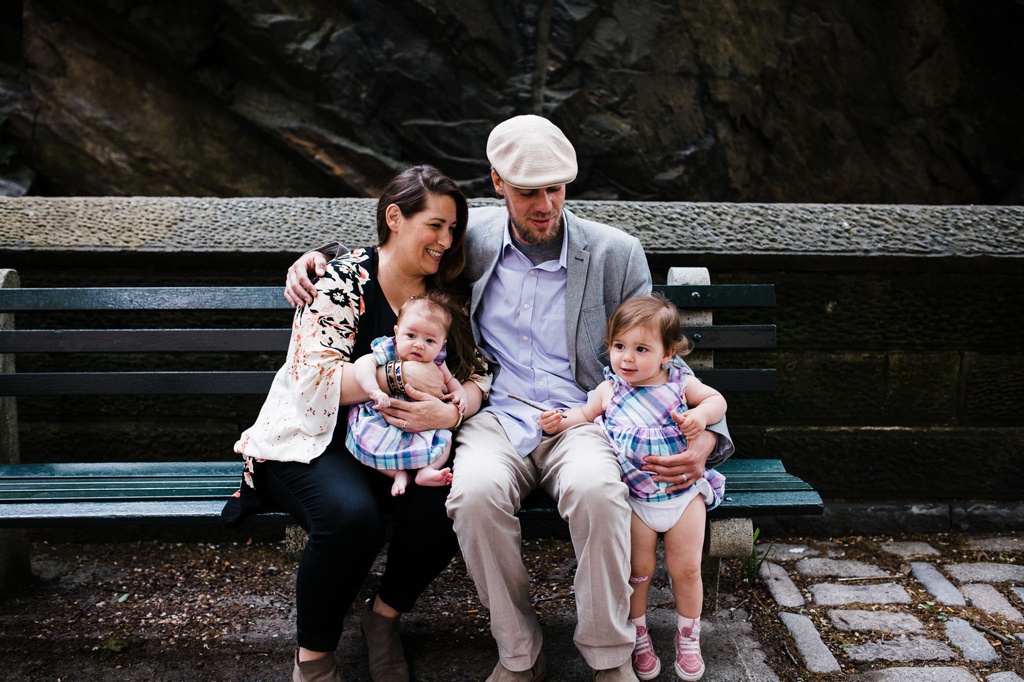 julia kinnunen photography, seattle, new york city, central park, picnic, family photos, new parents, 