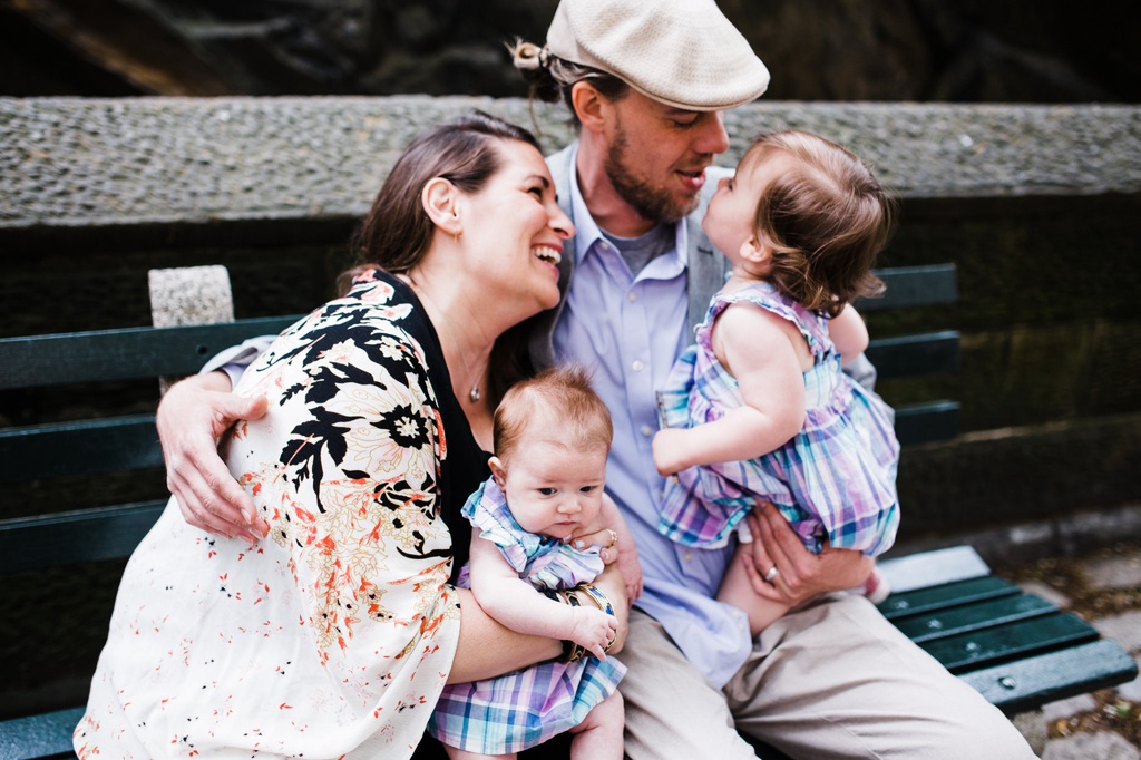 julia kinnunen photography, seattle, new york city, central park, picnic, family photos, new parents, 