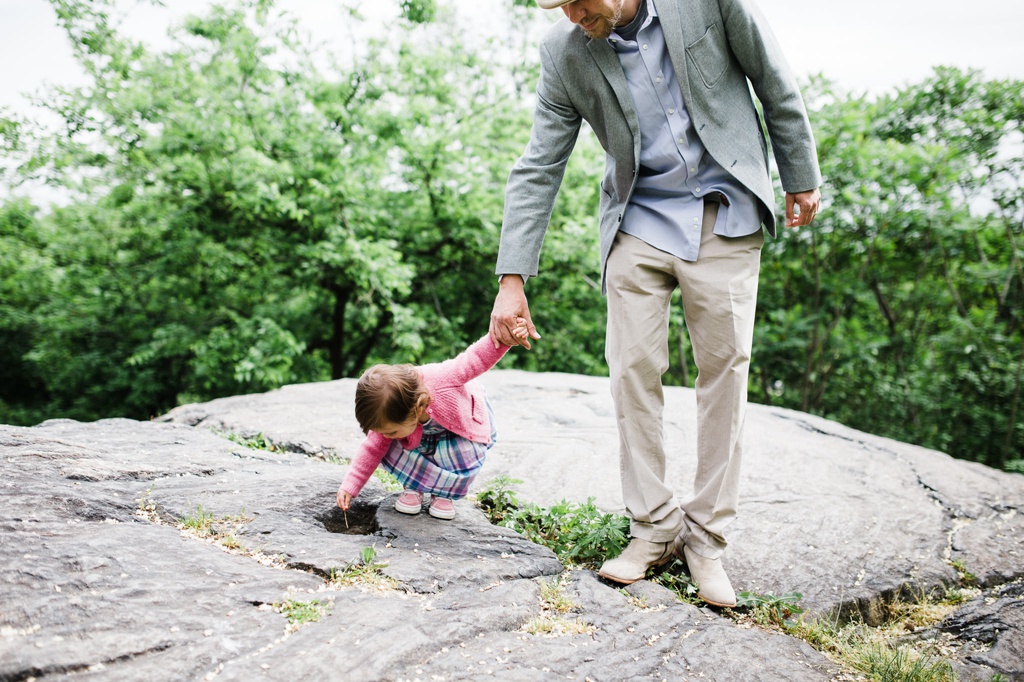 julia kinnunen photography, seattle, new york city, central park, picnic, family photos, new parents, 