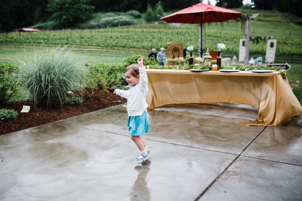 julia kinnunen photography, dancing fish vineyards, destination wedding, whiskey island wedding, rustic wedding, seattle wedding, wedding photography, details, newlyweds, vow renewal, reception