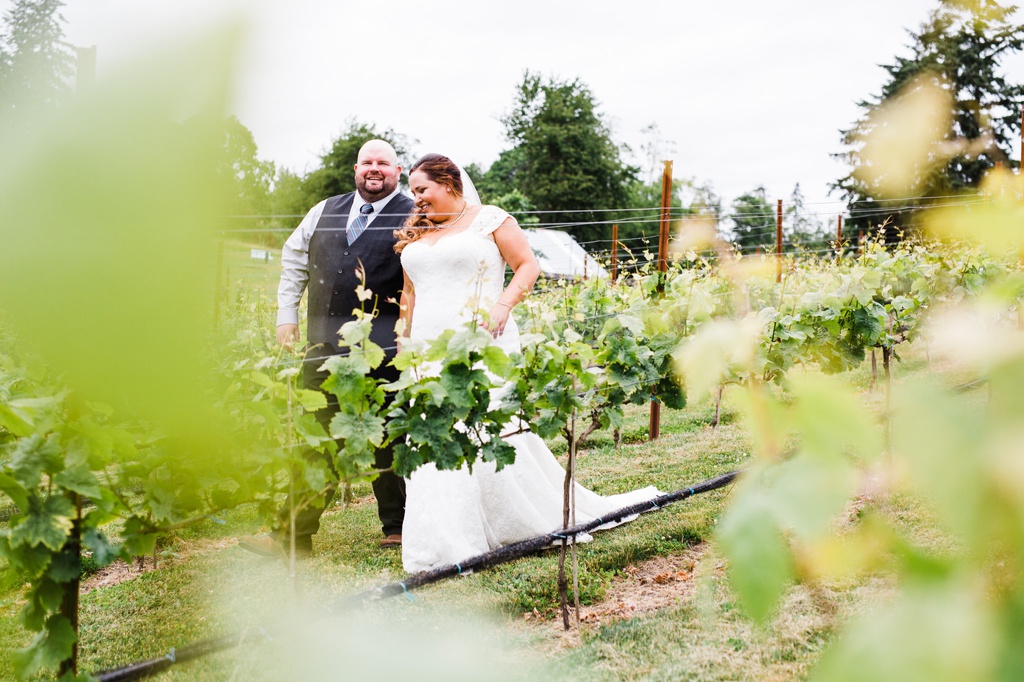 julia kinnunen photography, dancing fish vineyards, destination wedding, whiskey island wedding, rustic wedding, seattle wedding, wedding photography, first look, bridal portrait, newlyweds