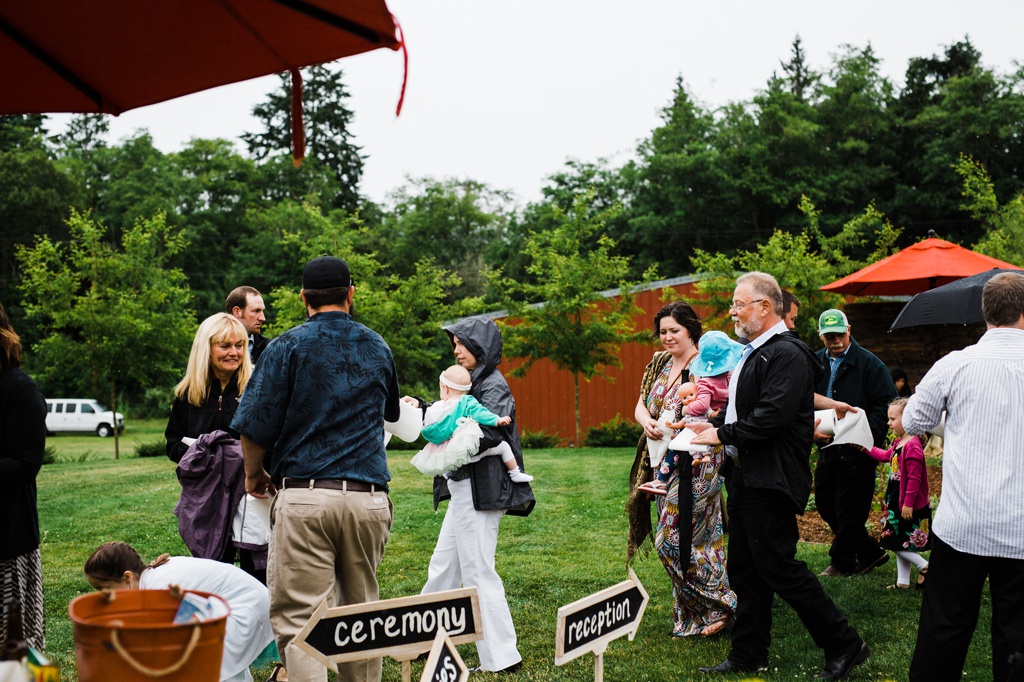 julia kinnunen photography, dancing fish vineyards, destination wedding, whiskey island wedding, rustic wedding, seattle wedding, wedding photography, details, ceremony, newlyweds, vow renewal