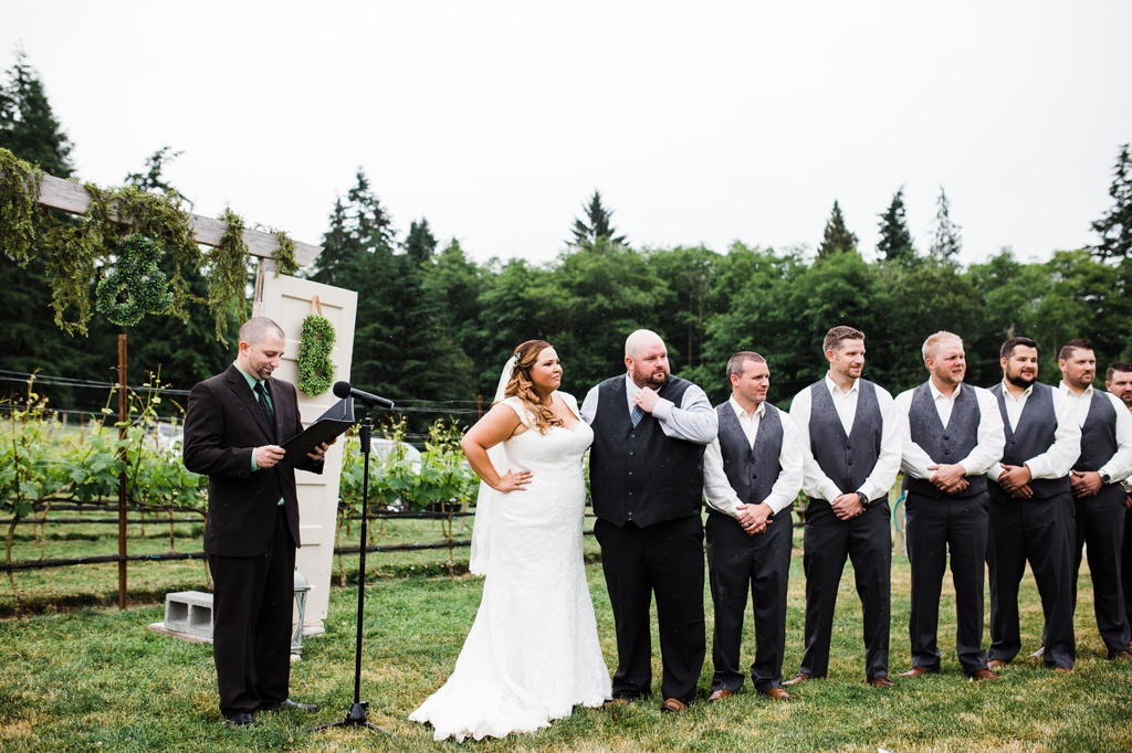 julia kinnunen photography, dancing fish vineyards, destination wedding, whiskey island wedding, rustic wedding, seattle wedding, wedding photography, details, ceremony, newlyweds, vow renewal