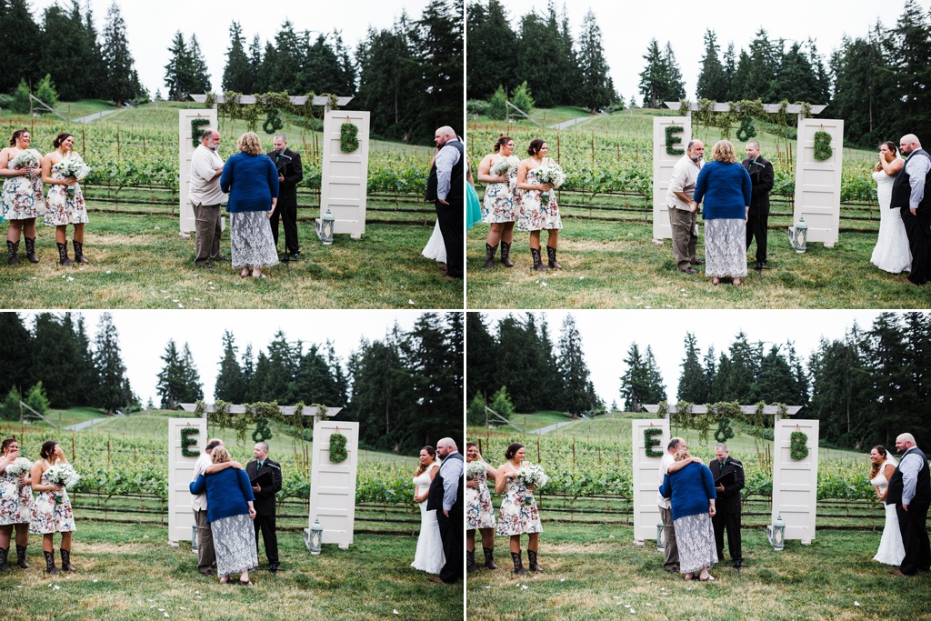 julia kinnunen photography, dancing fish vineyards, destination wedding, whiskey island wedding, rustic wedding, seattle wedding, wedding photography, details, ceremony, newlyweds, vow renewal