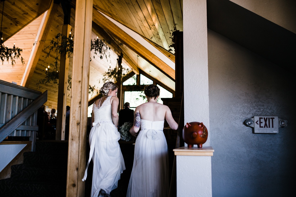 lesbian wedding, offbeat bride, lgbt wedding, gay wedding, two brides, silverpick lodge, durango, julia kinnunen photography, destination wedding, colorado wedding, seattle wedding, wedding photography, bride, newlyweds, wives, sows ear, reception, dinner party, details, same sex wedding