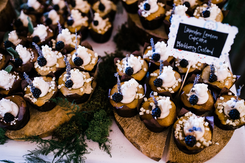 lesbian wedding, offbeat bride, lgbt wedding, gay wedding, two brides, silverpick lodge, durango, julia kinnunen photography, destination wedding, colorado wedding, seattle wedding, wedding photography, bride, newlyweds, wives, sows ear, reception, dinner party, details, same sex wedding, dessert