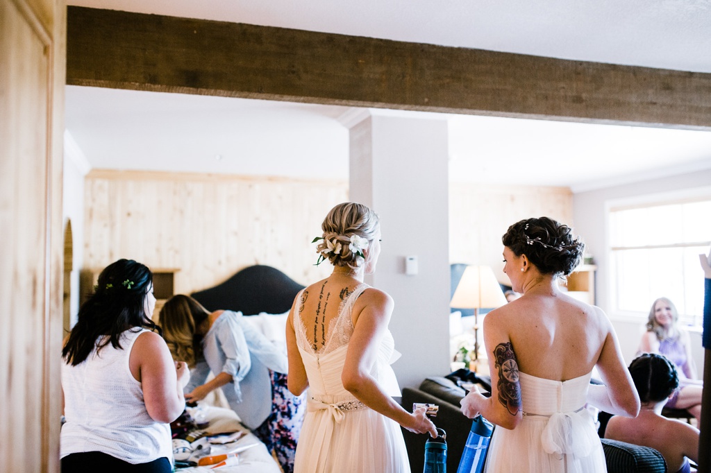 lesbian wedding, offbeat bride, lgbt wedding, gay wedding, two brides, silverpick lodge, durango, julia kinnunen photography, destination wedding, colorado wedding, seattle wedding, wedding photography, bride, newlyweds, prep, details, getting ready, same sex wedding