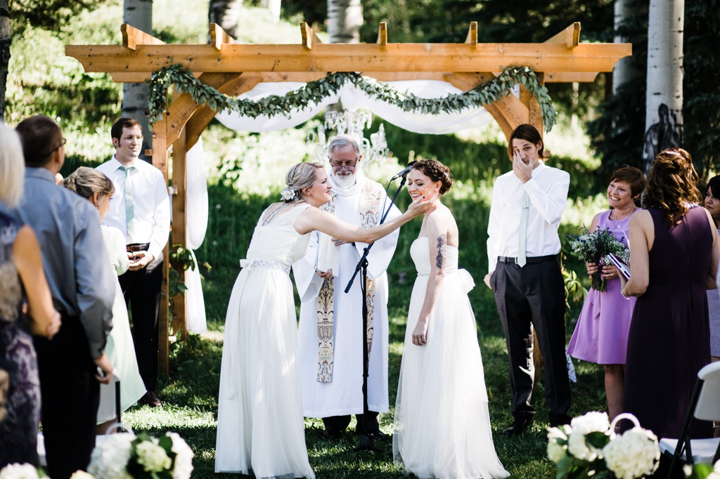 lesbian wedding, offbeat bride, lgbt wedding, gay wedding, two brides, silverpick lodge, durango, julia kinnunen photography, destination wedding, colorado wedding, seattle wedding, wedding photography, bride, newlyweds, ceremony, same sex wedding