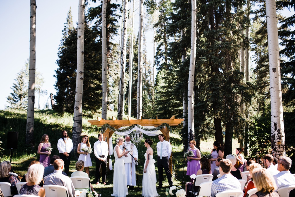 lesbian wedding, offbeat bride, lgbt wedding, gay wedding, two brides, silverpick lodge, durango, julia kinnunen photography, destination wedding, colorado wedding, seattle wedding, wedding photography, bride, newlyweds, ceremony, same sex wedding