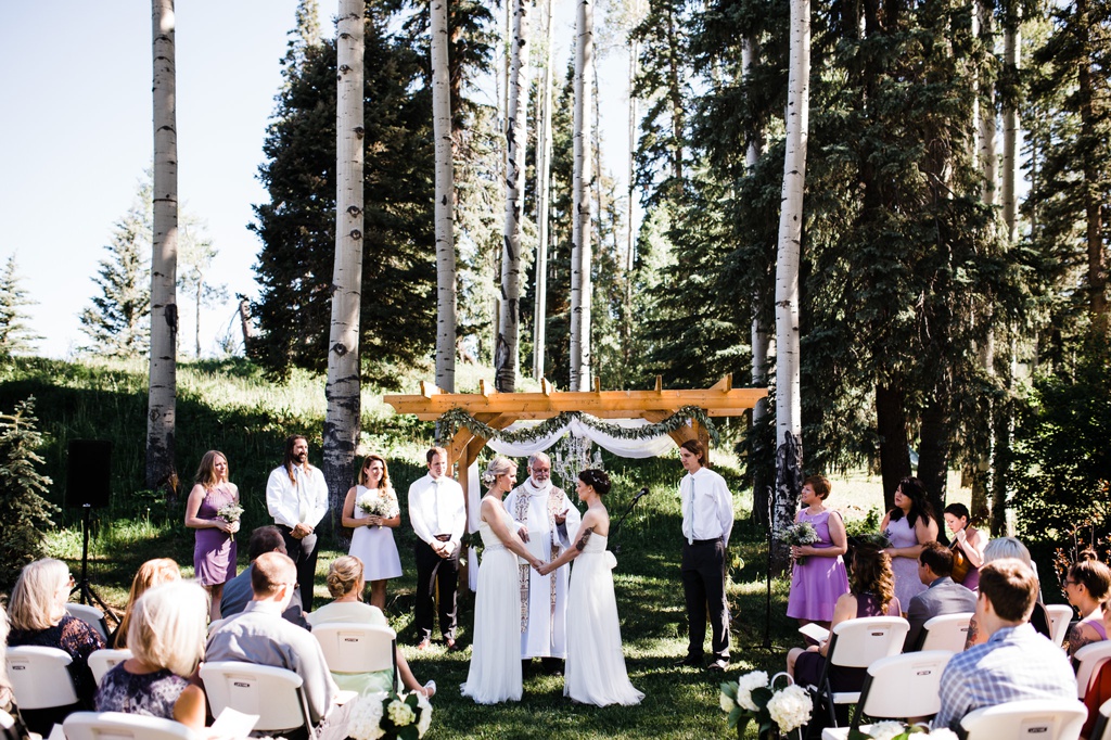 lesbian wedding, offbeat bride, lgbt wedding, gay wedding, two brides, silverpick lodge, durango, julia kinnunen photography, destination wedding, colorado wedding, seattle wedding, wedding photography, bride, newlyweds, ceremony, same sex wedding