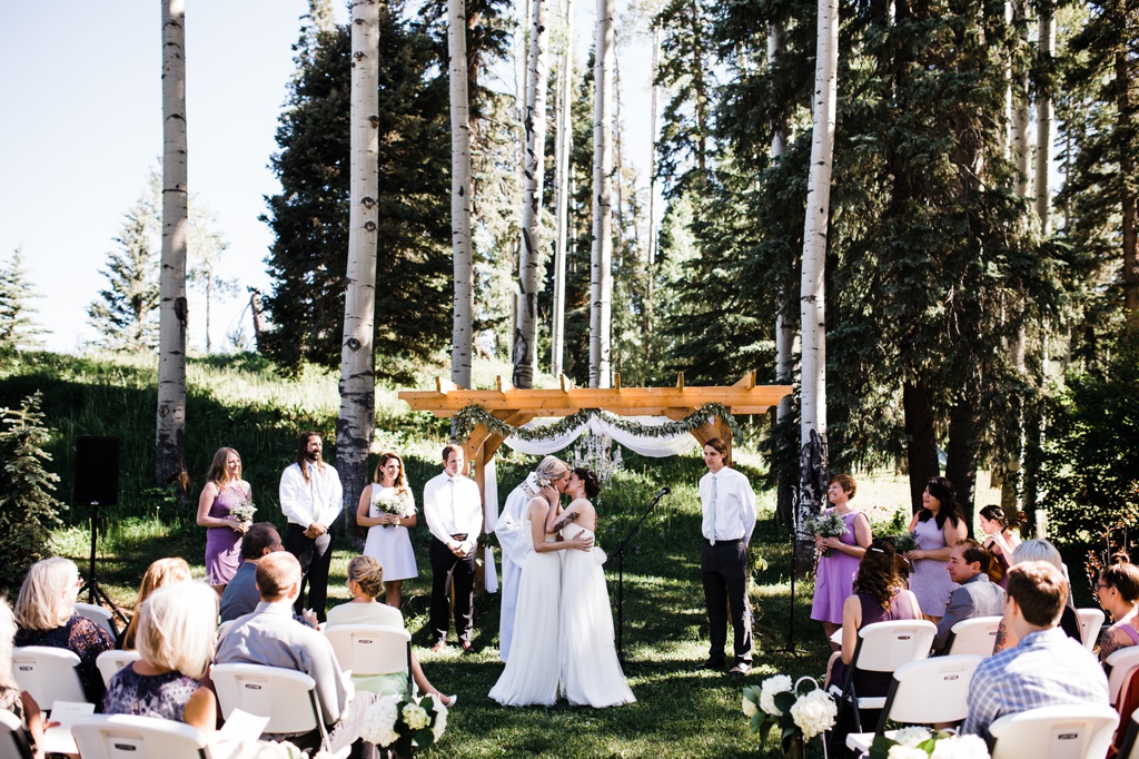 lesbian wedding, offbeat bride, lgbt wedding, gay wedding, two brides, silverpick lodge, durango, julia kinnunen photography, destination wedding, colorado wedding, seattle wedding, wedding photography, bride, newlyweds, ceremony, same sex wedding