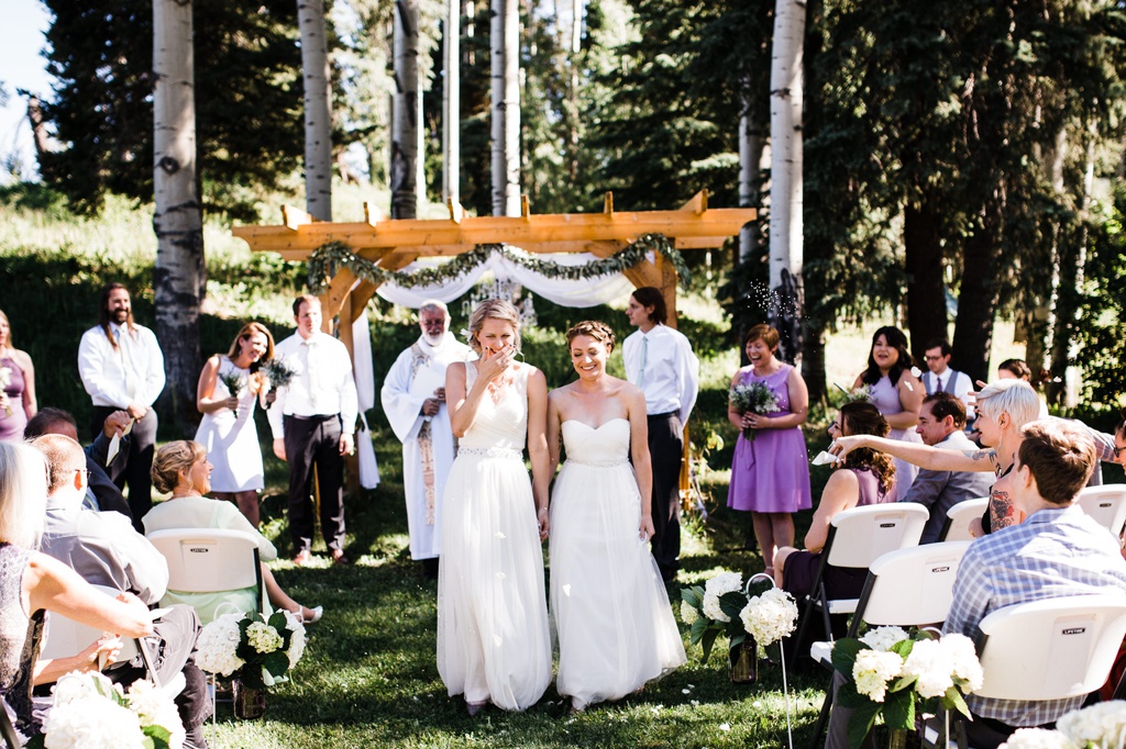 lesbian wedding, offbeat bride, lgbt wedding, gay wedding, two brides, silverpick lodge, durango, julia kinnunen photography, destination wedding, colorado wedding, seattle wedding, wedding photography, bride, newlyweds, ceremony, same sex wedding