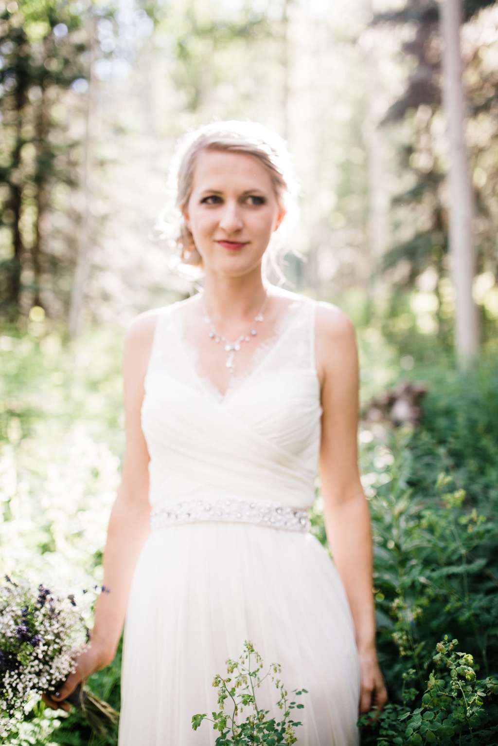 lesbian wedding, offbeat bride, lgbt wedding, gay wedding, two brides, silverpick lodge, durango, julia kinnunen photography, destination wedding, colorado wedding, seattle wedding, wedding photography, bride, newlyweds, portraits, wives, same sex wedding