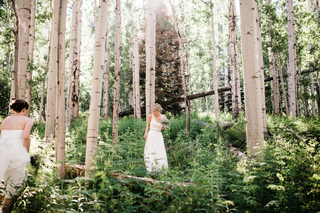 lesbian wedding, offbeat bride, lgbt wedding, gay wedding, two brides, silverpick lodge, durango, julia kinnunen photography, destination wedding, colorado wedding, seattle wedding, wedding photography, bride, newlyweds, portraits, wives, same sex wedding