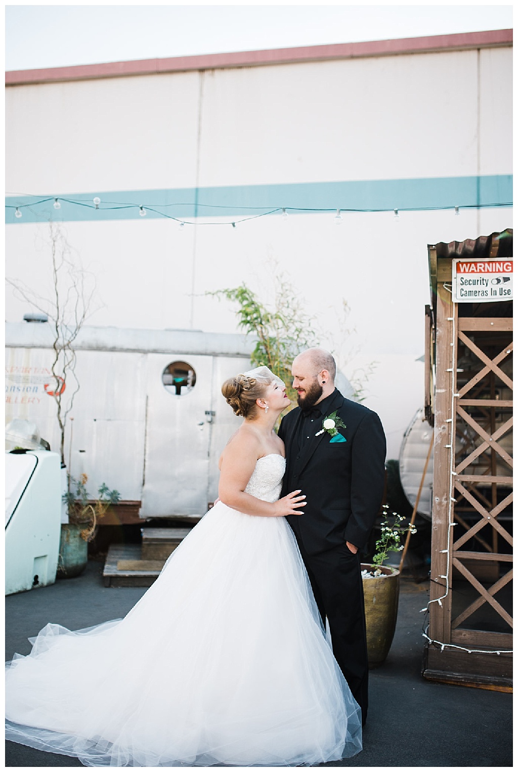 julia kinnunen photography, georgetown ballroom, urban wedding, seattle wedding, wedding photography, portraits, bride and groom, newlyweds