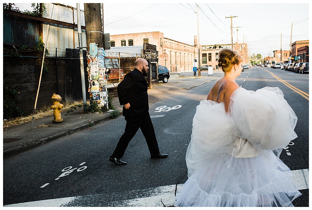 julia kinnunen photography, georgetown ballroom, urban wedding, seattle wedding, wedding photography, portraits, bride and groom, newlyweds