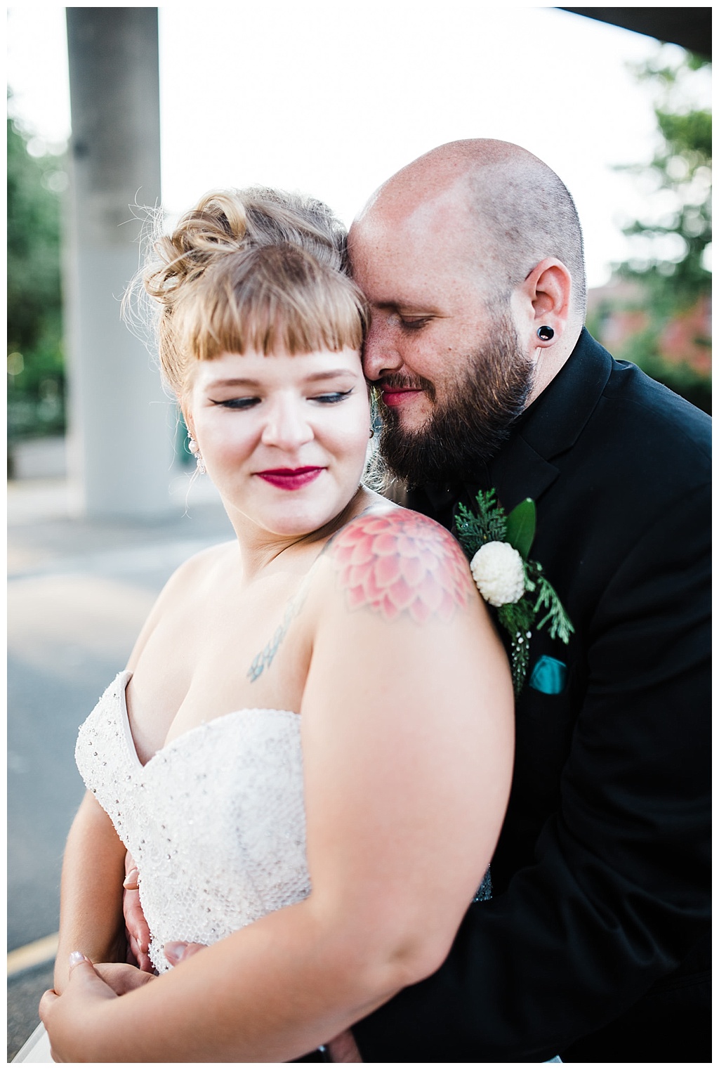 julia kinnunen photography, georgetown ballroom, urban wedding, seattle wedding, wedding photography, portraits, bride and groom, newlyweds