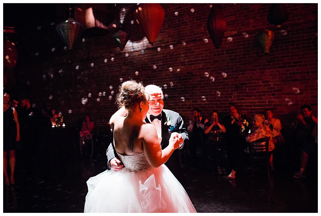 julia kinnunen photography, georgetown ballroom, urban wedding, seattle wedding, wedding photography, reception, cocktail hour, dinner, dance party