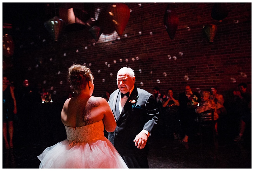 julia kinnunen photography, georgetown ballroom, urban wedding, seattle wedding, wedding photography, reception, cocktail hour, dinner, dance party