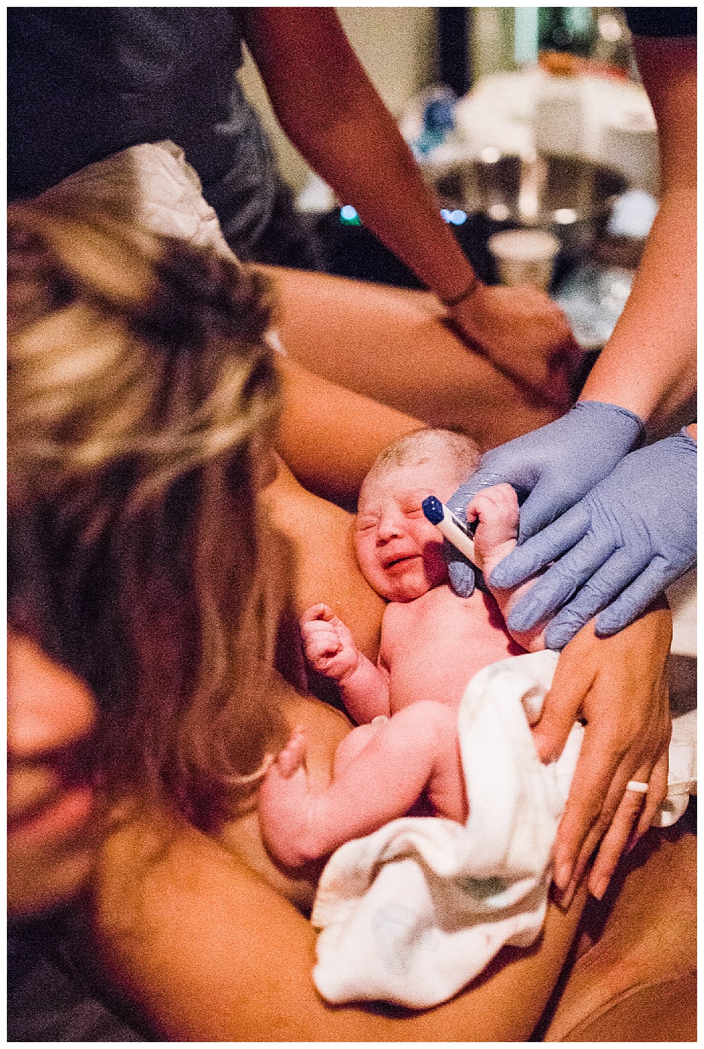 julia kinnunen photography, seattle, generations, newborn portraits, baby photos, birth story, birth photography, family portraits, kids, family photos, mama and baby, rainy city midwifery, natural birth, midwife, doula, birth story, firstborn 