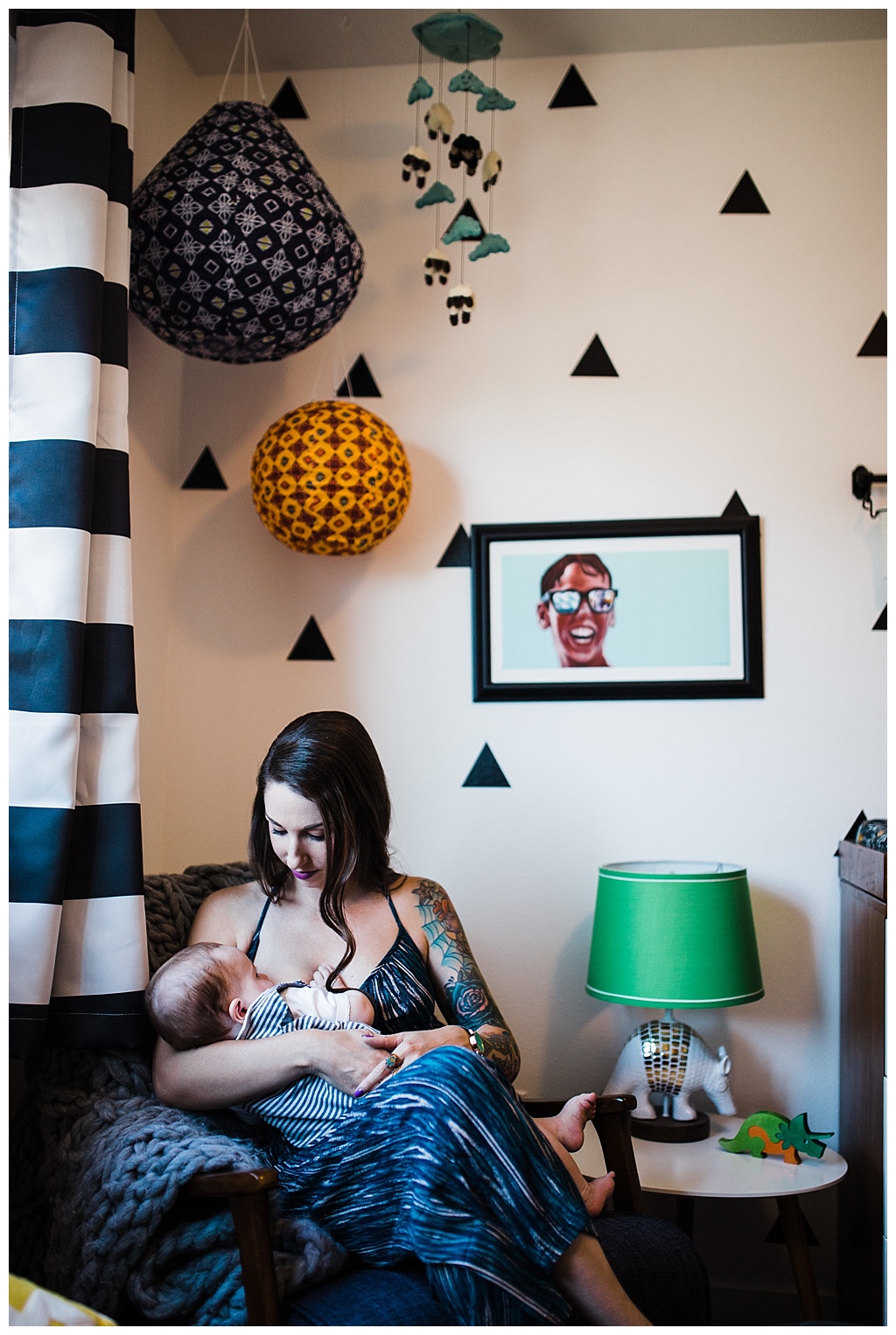 trendy mom, hipster family, julia kinnunen photography, family portraits, summertime, seattle home, tattooed mom, breastfeeding, babies,  couple, family, seattle