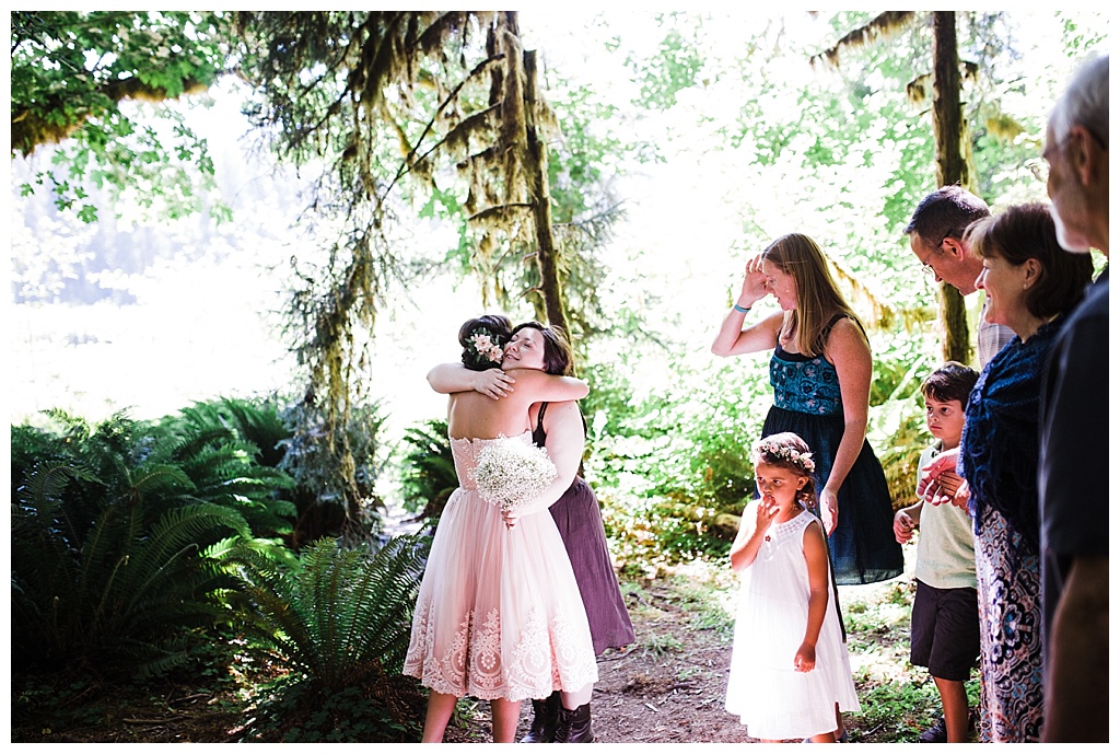 offbeat bride, hoh rainforest, ruby beach, olympic peninsula, julia kinnunen photography, destination wedding, colorado wedding, seattle wedding, wedding photography, bride, groom, adventure seekers, newlyweds, northwest washington wedding, elopement, intimate wedding