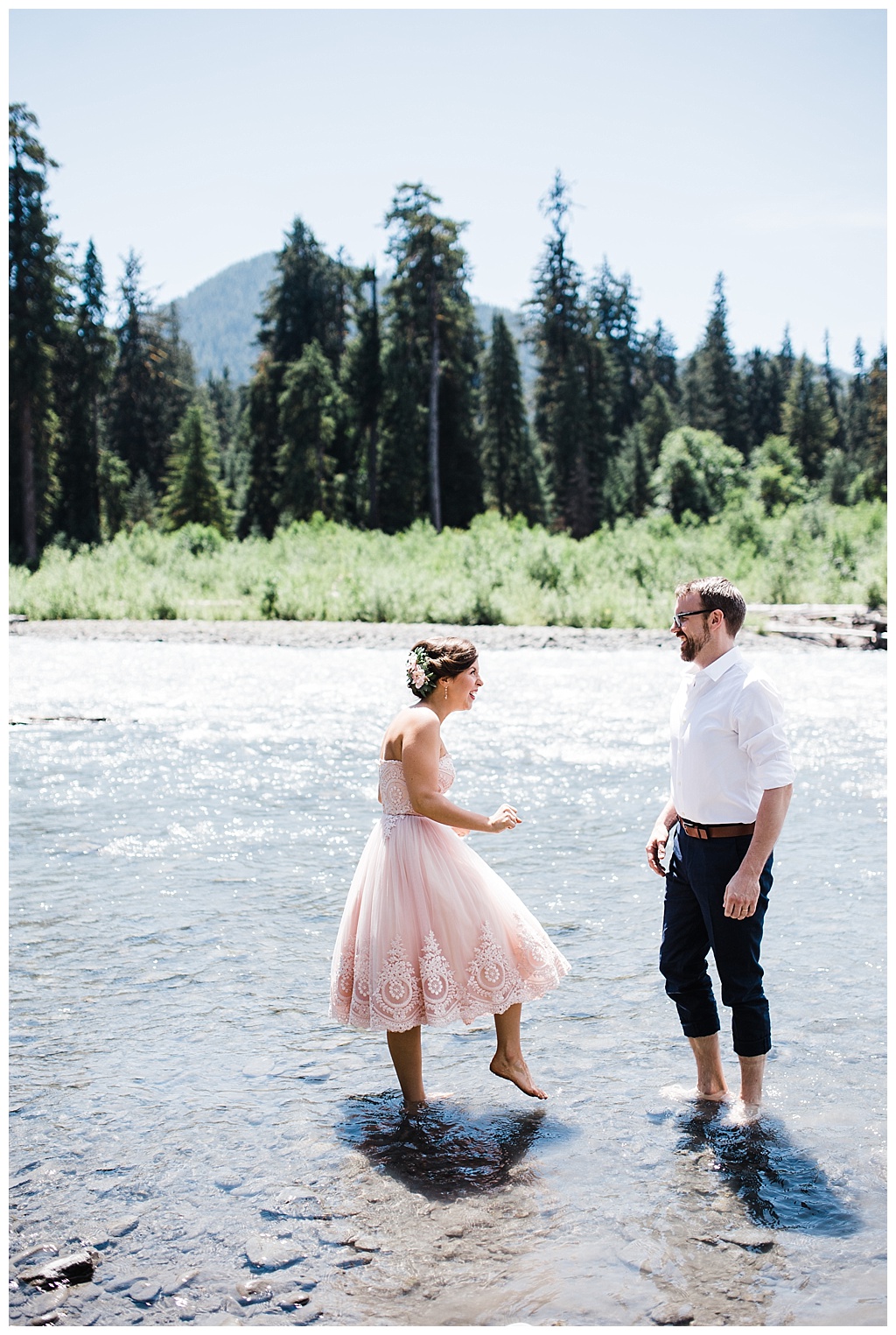 offbeat bride, hoh rainforest, ruby beach, olympic peninsula, julia kinnunen photography, destination wedding, colorado wedding, seattle wedding, wedding photography, bride, groom, adventure seekers, newlyweds, northwest washington wedding, elopement, intimate wedding