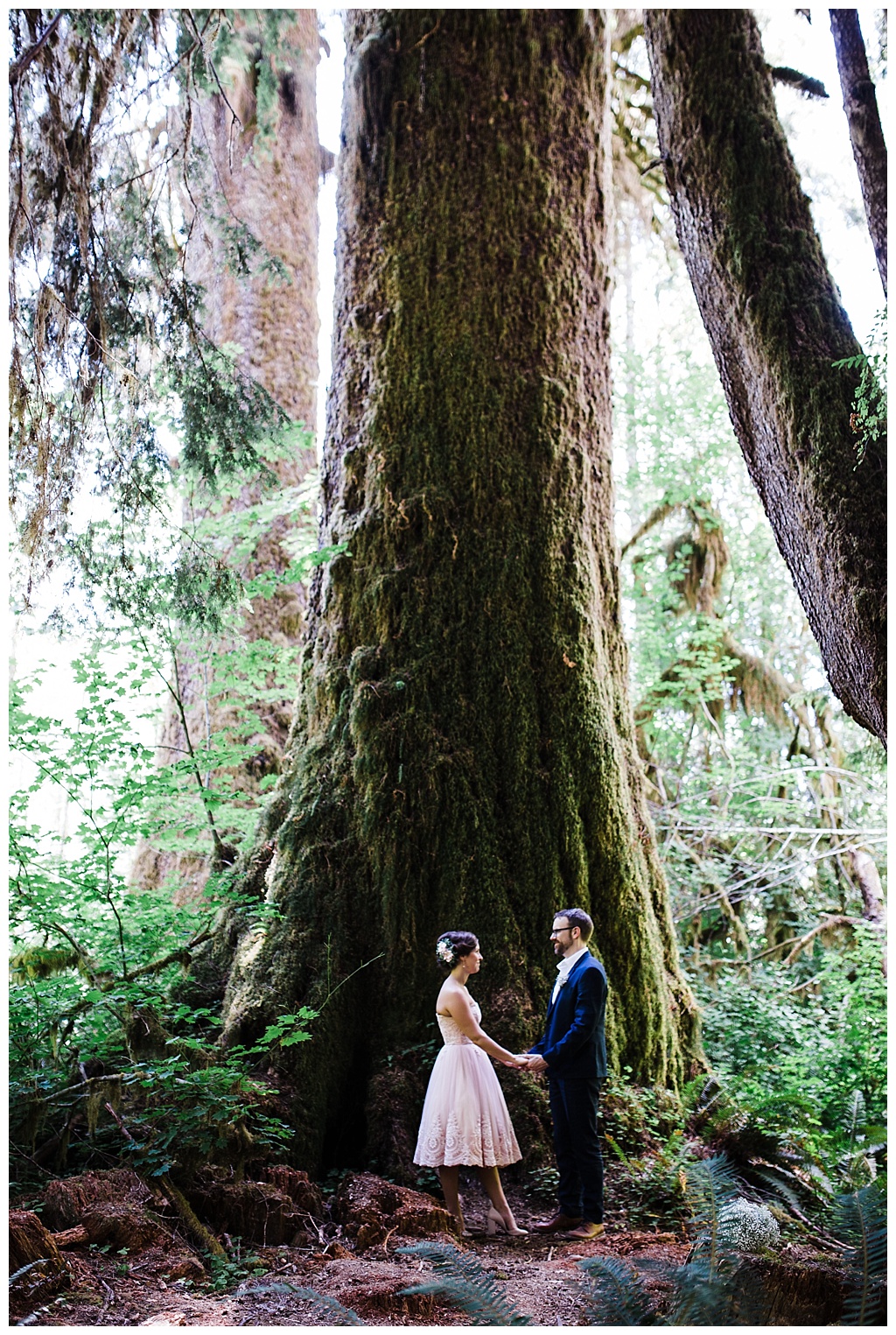 offbeat bride, hoh rainforest, ruby beach, olympic peninsula, julia kinnunen photography, destination wedding, colorado wedding, seattle wedding, wedding photography, bride, groom, adventure seekers, newlyweds, northwest washington wedding, elopement, intimate wedding