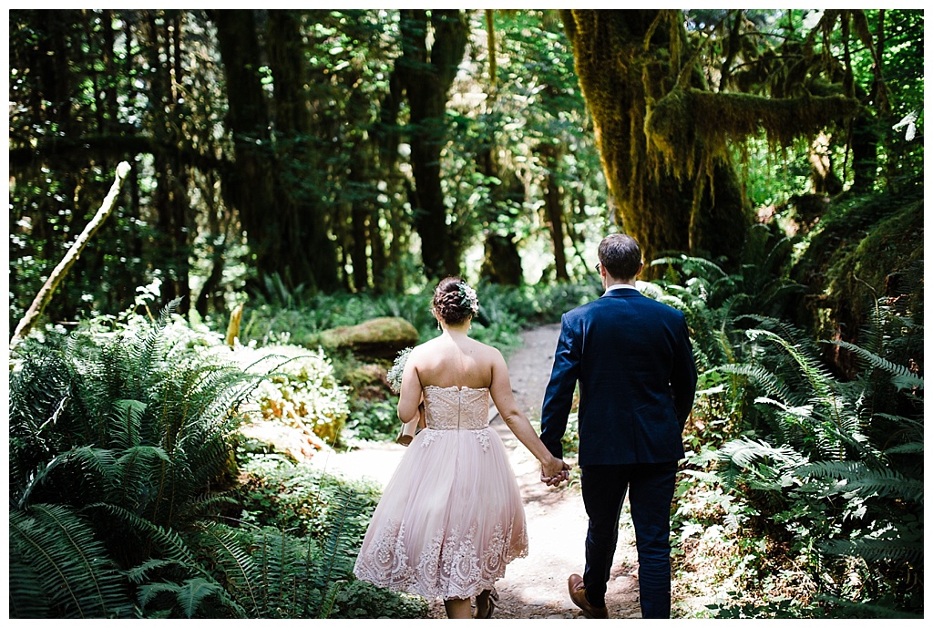 offbeat bride, hoh rainforest, ruby beach, olympic peninsula, julia kinnunen photography, destination wedding, colorado wedding, seattle wedding, wedding photography, bride, groom, adventure seekers, newlyweds, northwest washington wedding, elopement, intimate wedding