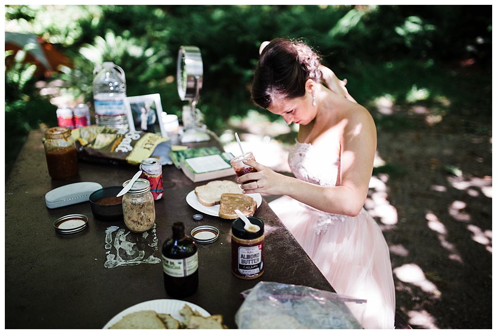 offbeat bride, hoh rainforest, ruby beach, olympic peninsula, julia kinnunen photography, destination wedding, colorado wedding, seattle wedding, wedding photography, bride, groom, adventure seekers, newlyweds, northwest washington wedding, elopement, intimate wedding