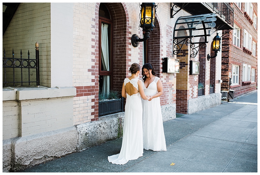 lesbian wedding, offbeat bride, lgbt wedding, gay wedding, two brides, sorrento hotel, boutique hotel wedding, julia kinnunen photography, destination wedding, seattle wedding, wedding photography, bride, newlyweds, same sex wedding, first look, portraits