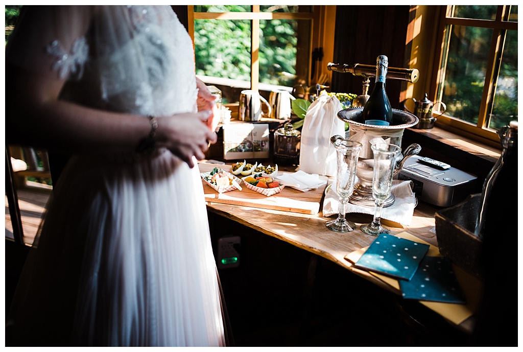 offbeat bride, treehouse point, julia kinnunen photography, destination wedding, seattle wedding, wedding photography, bride, groom, adventure seekers, newlyweds, northwest washington wedding, elopement, intimate wedding, diy wedding, ceremony