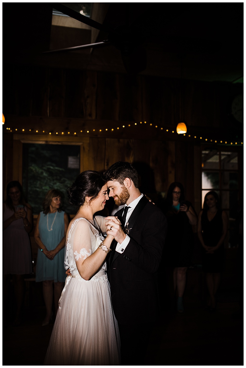 offbeat bride, treehouse point, julia kinnunen photography, destination wedding, seattle wedding, wedding photography, bride, groom, adventure seekers, newlyweds, northwest washington wedding, elopement, intimate wedding, diy wedding, reception, cake cutting, first dance