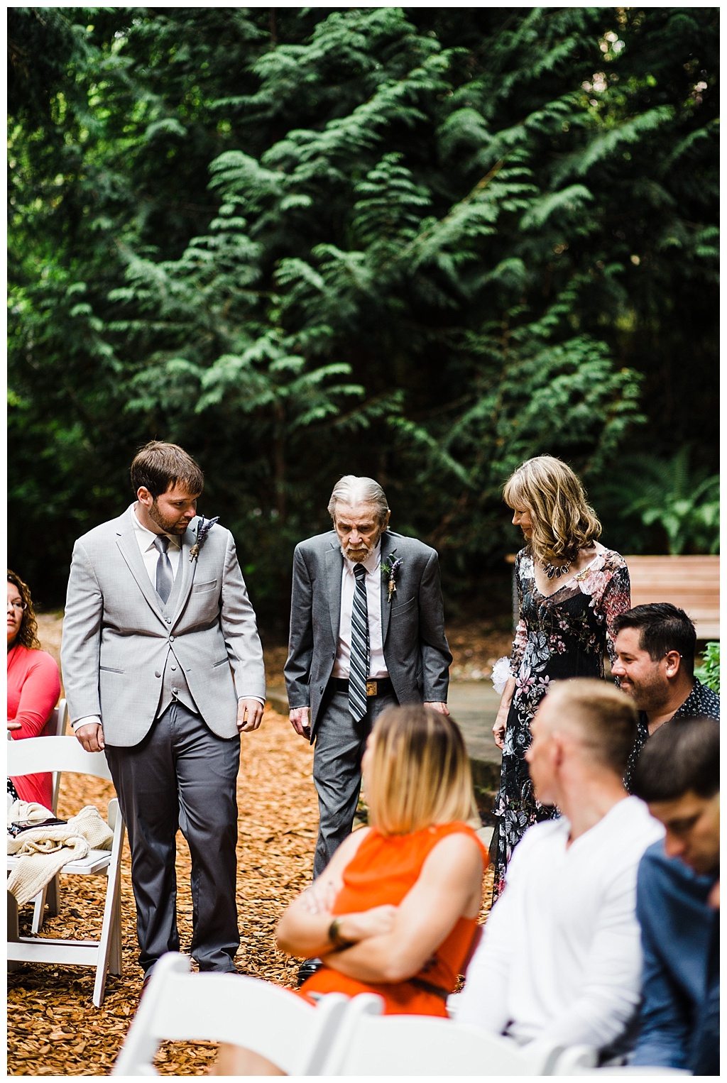 julia kinnunen photography, twin willow gardensl, snohomish wedding, seattle wedding, wedding photography, bride, groom, rustic wedding, diy wedding, newlyweds, pacific northwest wedding, ceremony