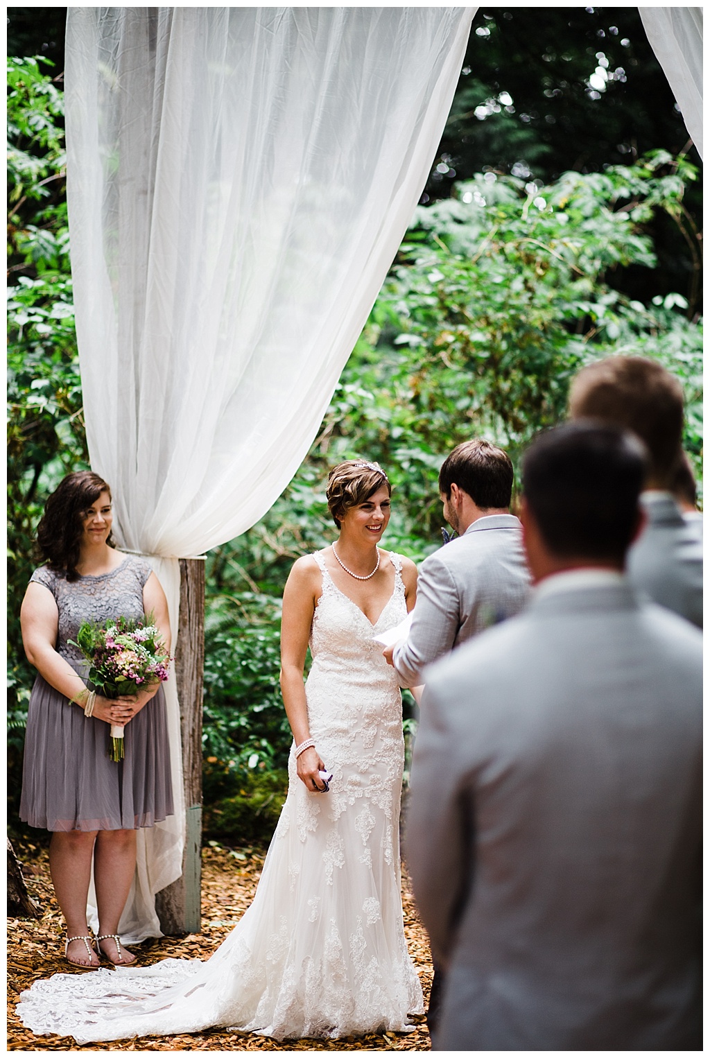 julia kinnunen photography, twin willow gardensl, snohomish wedding, seattle wedding, wedding photography, bride, groom, rustic wedding, diy wedding, newlyweds, pacific northwest wedding, ceremony