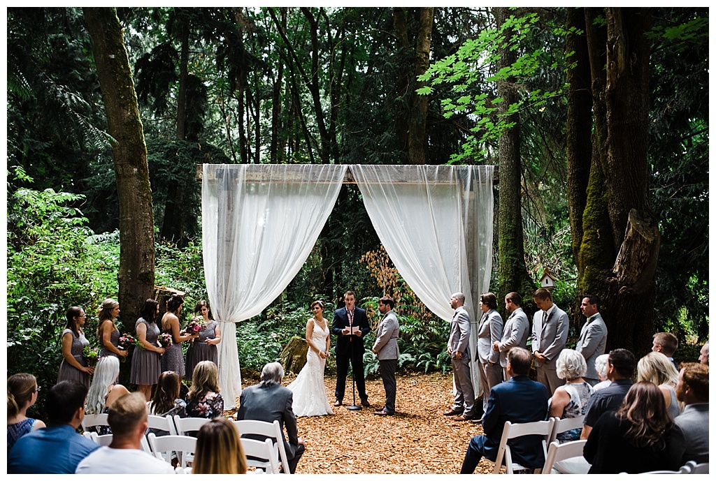 julia kinnunen photography, twin willow gardensl, snohomish wedding, seattle wedding, wedding photography, bride, groom, rustic wedding, diy wedding, newlyweds, pacific northwest wedding, ceremony 