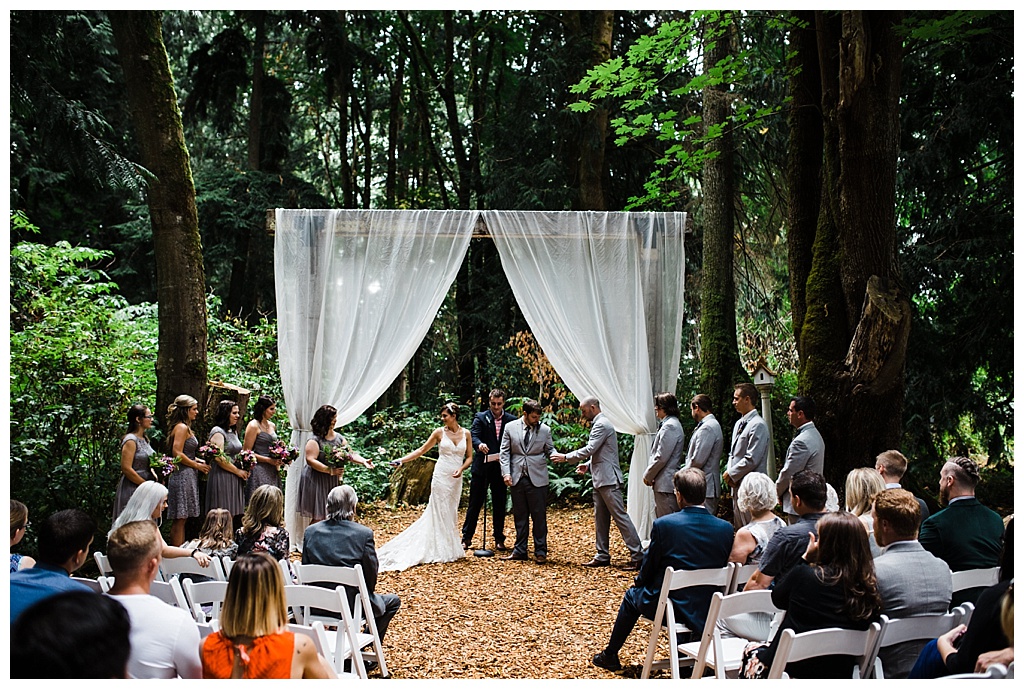 julia kinnunen photography, twin willow gardensl, snohomish wedding, seattle wedding, wedding photography, bride, groom, rustic wedding, diy wedding, newlyweds, pacific northwest wedding, ceremony 