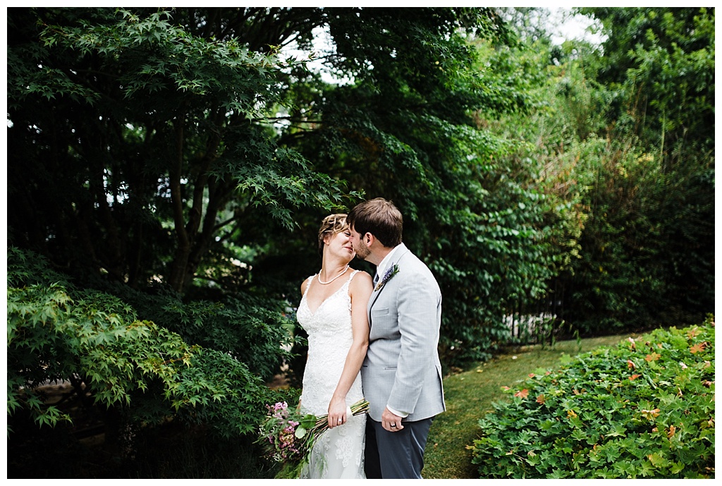 julia kinnunen photography, twin willow gardensl, snohomish wedding, seattle wedding, wedding photography, bride, groom, rustic wedding, diy wedding, newlyweds, pacific northwest wedding, portraits 