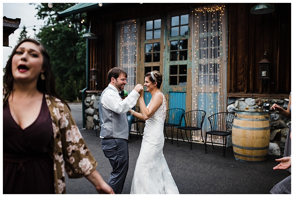 julia kinnunen photography, twin willow gardensl, snohomish wedding, seattle wedding, wedding photography, bride, groom, rustic wedding, diy wedding, newlyweds, pacific northwest wedding, reception ,dance party