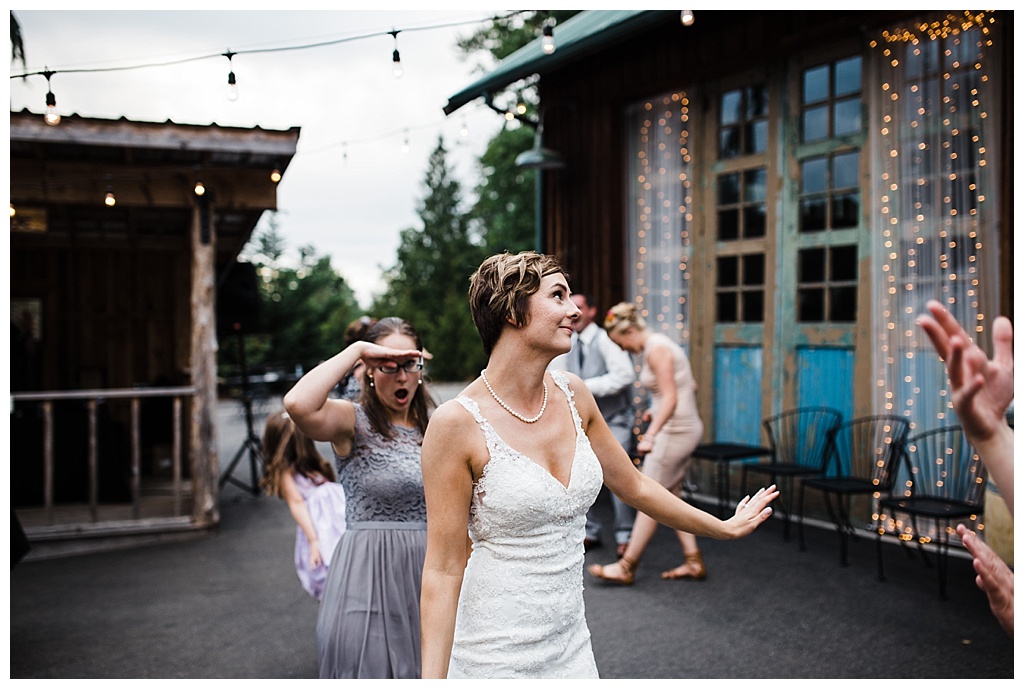 julia kinnunen photography, twin willow gardensl, snohomish wedding, seattle wedding, wedding photography, bride, groom, rustic wedding, diy wedding, newlyweds, pacific northwest wedding, reception ,dance party