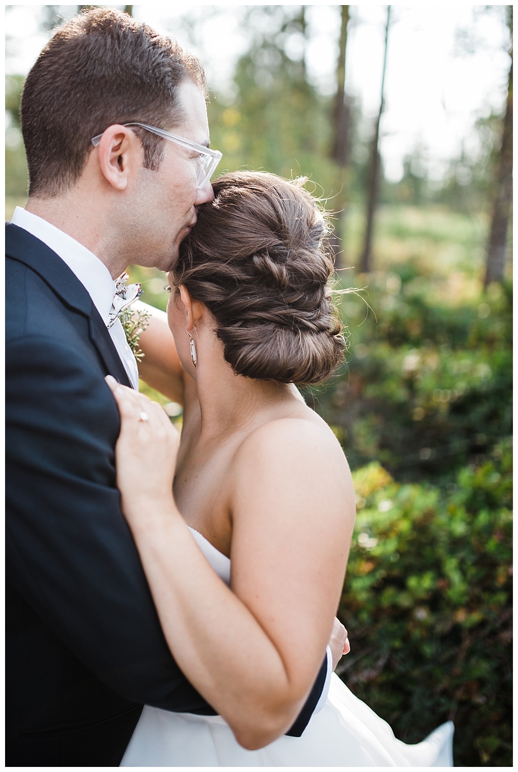 julia kinnunen photography, mccormick woods golf club, port orchard wedding, brunch wedding, seattle wedding, wedding photography, bride, groom, newlyweds, pacific northwest wedding, first look, portraits