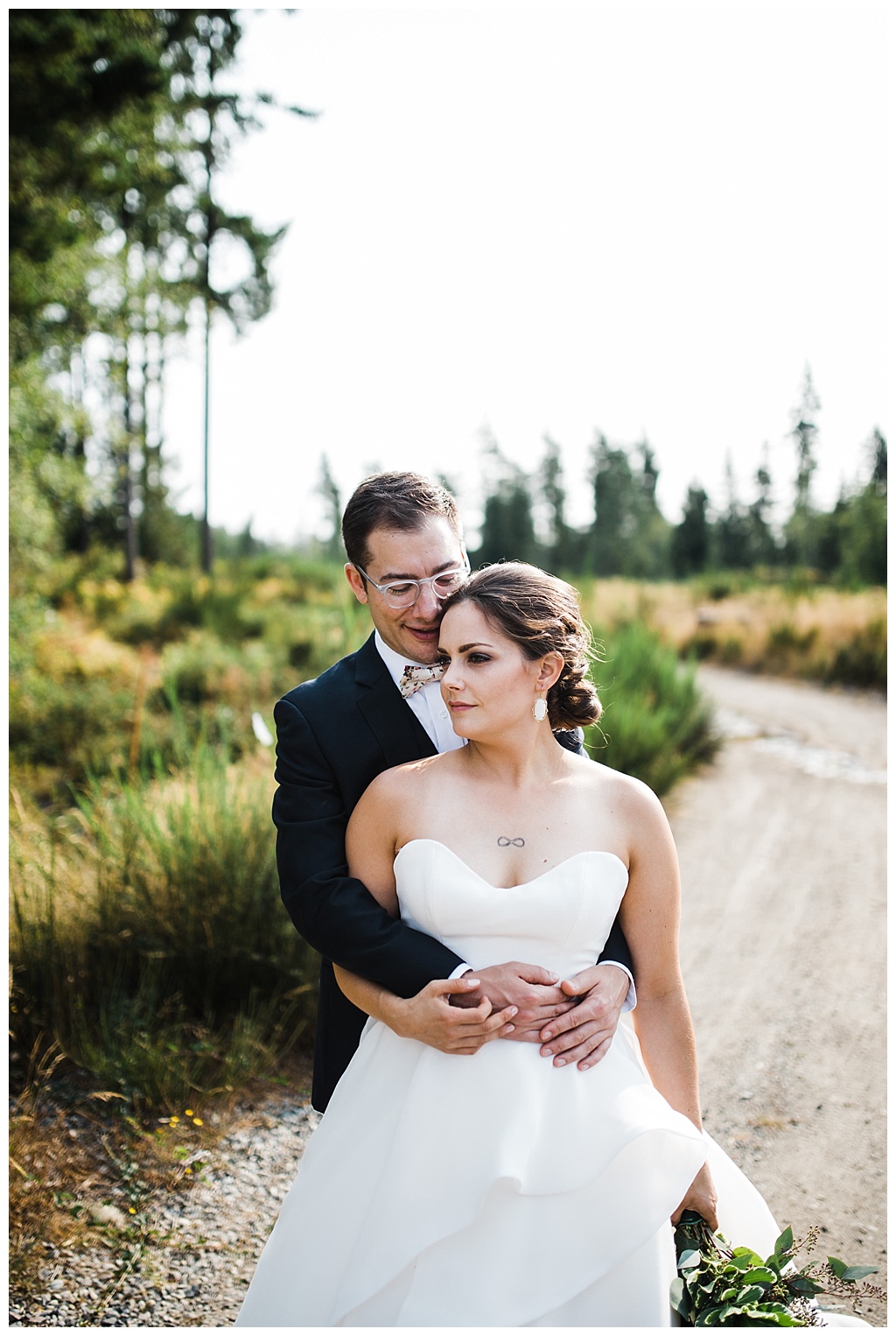 julia kinnunen photography, mccormick woods golf club, port orchard wedding, brunch wedding, seattle wedding, wedding photography, bride, groom, newlyweds, pacific northwest wedding, first look, portraits