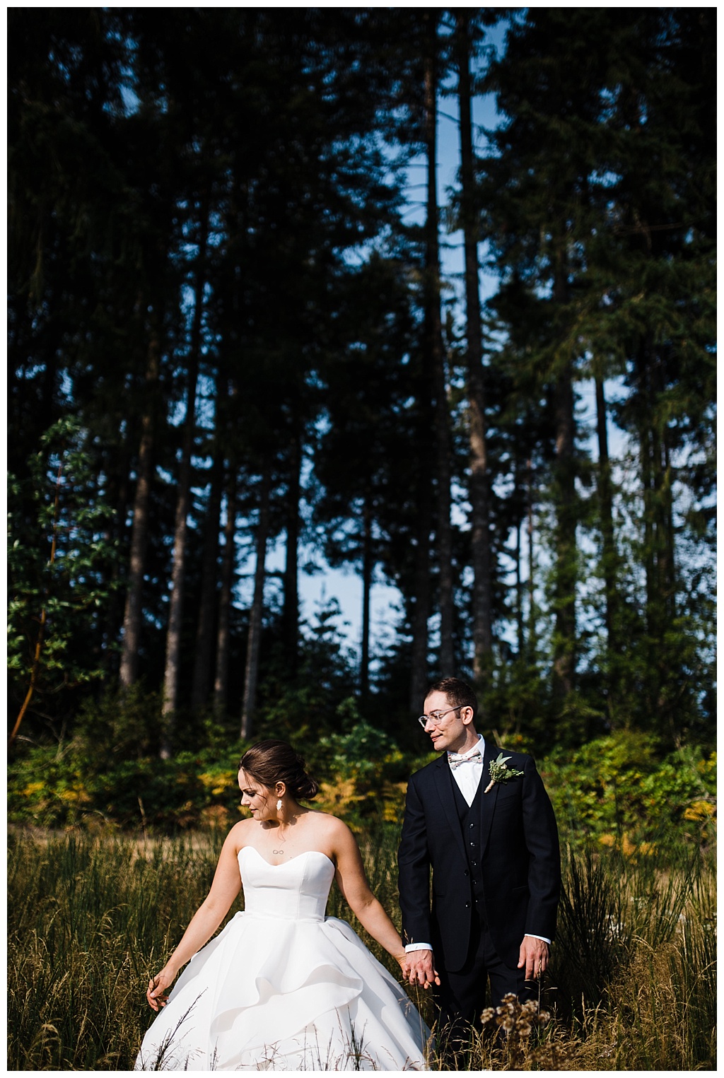 julia kinnunen photography, mccormick woods golf club, port orchard wedding, brunch wedding, seattle wedding, wedding photography, bride, groom, newlyweds, pacific northwest wedding, first look, portraits