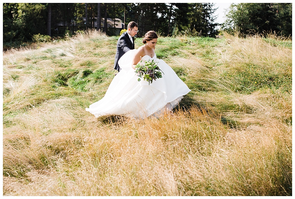 julia kinnunen photography, mccormick woods golf club, port orchard wedding, brunch wedding, seattle wedding, wedding photography, bride, groom, newlyweds, pacific northwest wedding, first look, portraits