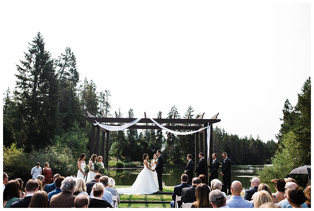 julia kinnunen photography, mccormick woods golf club, port orchard wedding, brunch wedding, seattle wedding, wedding photography, bride, groom, newlyweds, pacific northwest wedding, ceremony