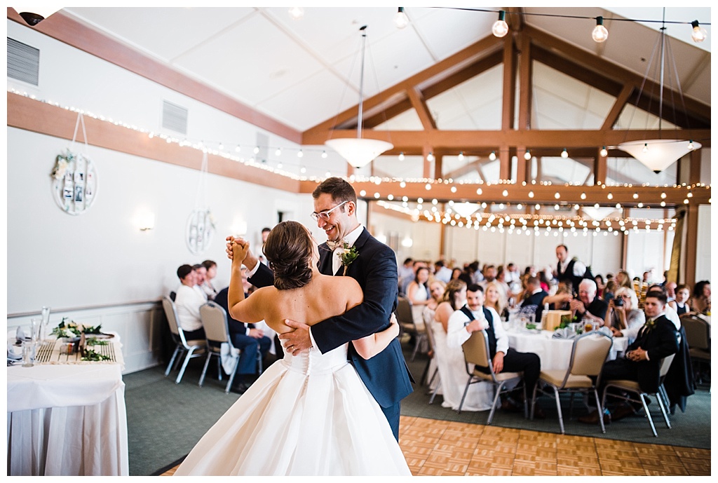 julia kinnunen photography, mccormick woods golf club, port orchard wedding, brunch wedding, seattle wedding, wedding photography, bride, groom, newlyweds, pacific northwest wedding, reception, first dance