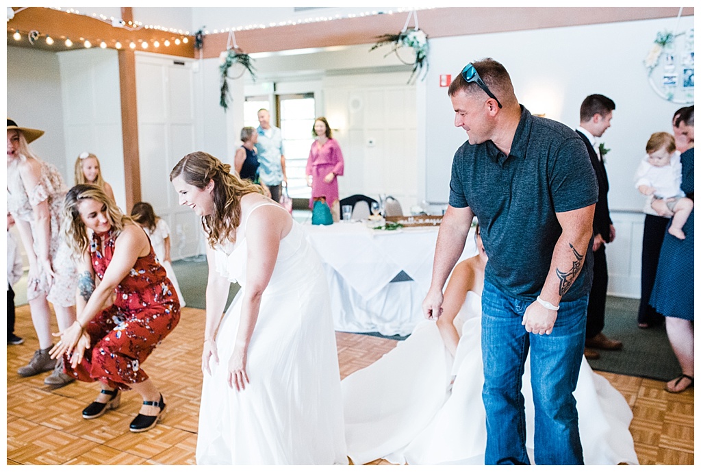 julia kinnunen photography, mccormick woods golf club, port orchard wedding, brunch wedding, seattle wedding, wedding photography, bride, groom, newlyweds, pacific northwest wedding, reception