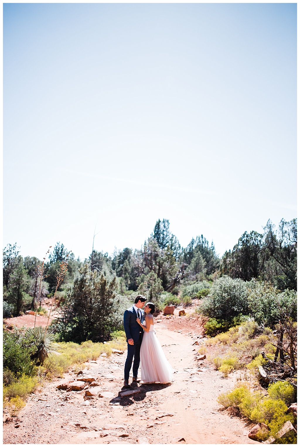 julia kinnunen photography, destination wedding, arizona wedding, seattle wedding, wedding photography, bride, groom, newlyweds, offbeat bride, agave of sedona, southwest wedding, desert wedding, intimate wedding, portraits, first look 