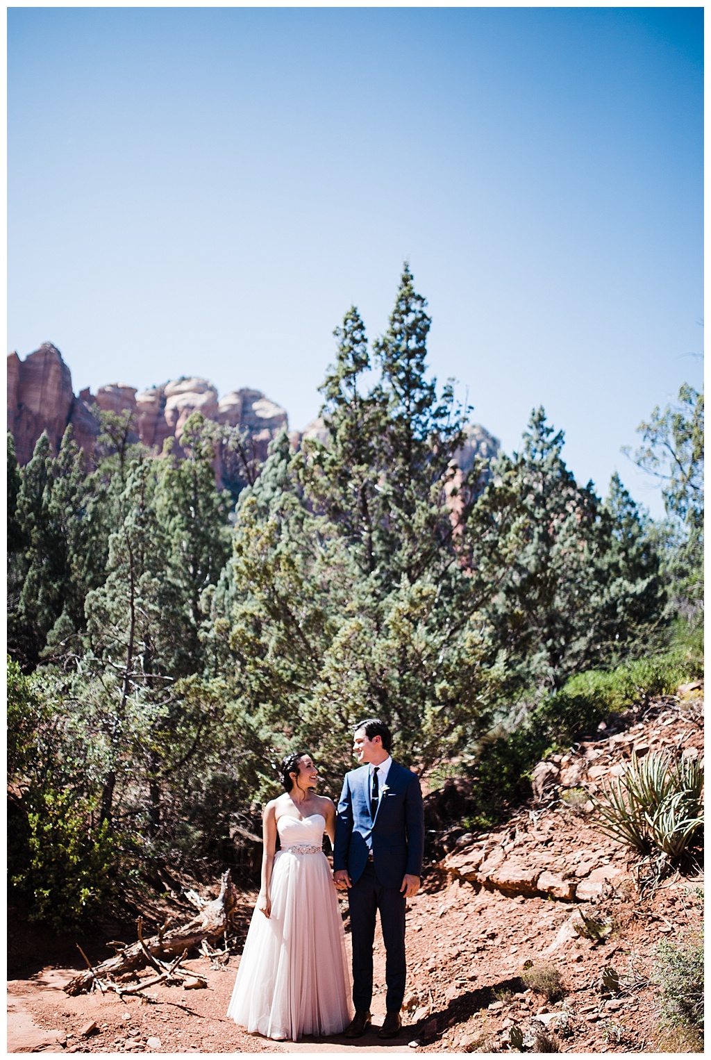 julia kinnunen photography, destination wedding, arizona wedding, seattle wedding, wedding photography, bride, groom, newlyweds, offbeat bride, agave of sedona, southwest wedding, desert wedding, intimate wedding, portraits, first look 